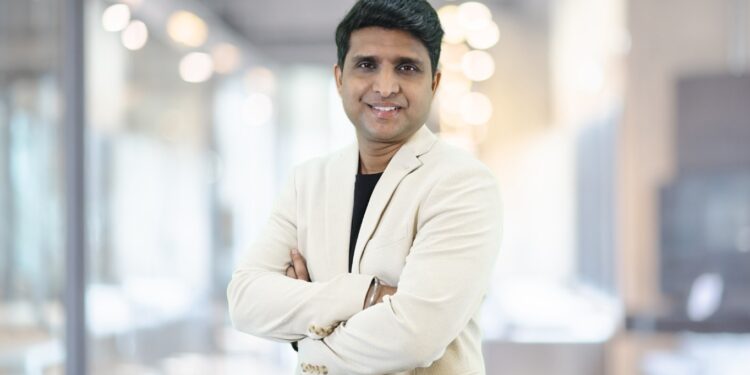 Nikhil Raibole, award-winning entrepreneur, online entrepreneurship,