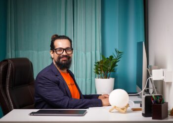 Mental Wellness, Stress management, Anxiety, Mindfulness Practitioner, Dr Paras Wellness,